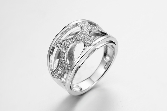 円形のHole Cubic Zirconia Eternity Ring 4.93g Sterling Silver Rings For Women