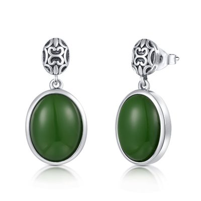 925の12月Birthstone純銀製の宝石用原石のイヤリング10x13mmの楕円形の緑のヒスイ