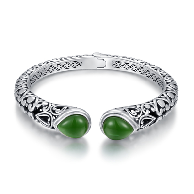 石の水晶925の純銀製の腕輪10x12mmの真珠は緑のヒスイを形づける