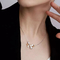 ネックレスのイヤリング925の純銀製の宝石類の真珠の蝶女性のS925の宝石類セット