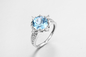 青い宝石 銀の指輪 女性用 軽量 2.5g 青い宝石 宝石