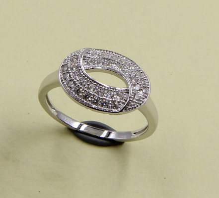 丸い渦輪輪 円形 925 ステルリングシルバー エターニティバンド AAA級 キュービックジルコニア 結婚記念日