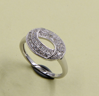 丸い渦輪輪 円形 925 ステルリングシルバー エターニティバンド AAA級 キュービックジルコニア 結婚記念日