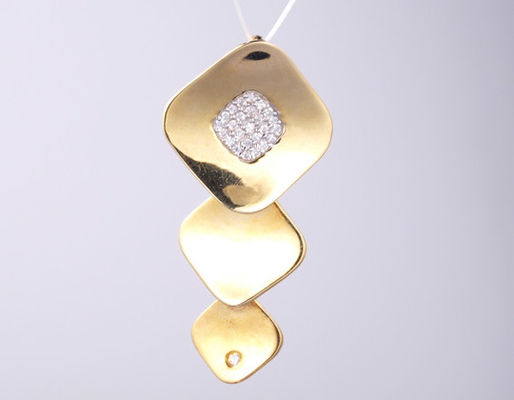 18k 白金 金属 925 ステルリング シルバー ユニセックス ペンダント クッション チェーン付き