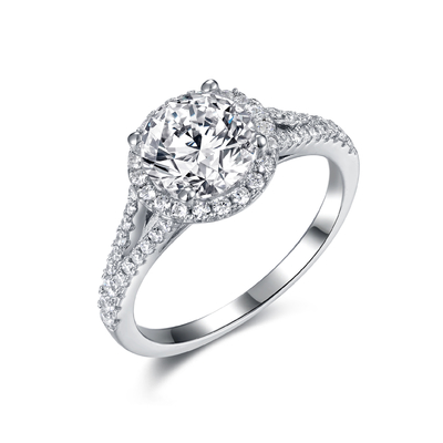 円形の純銀製Moissaniteの結婚指輪8.0mm光っている様式